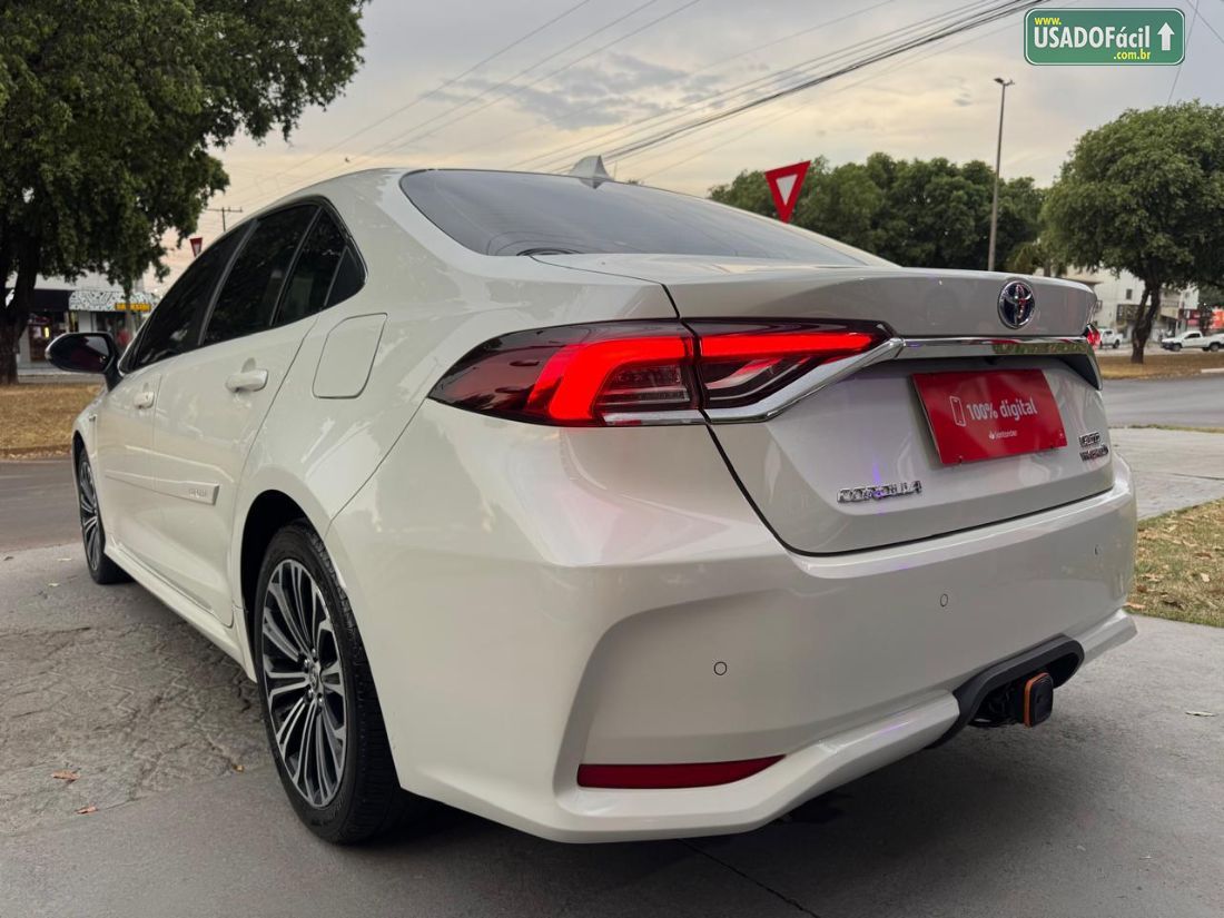 Toyota Corolla Altis Hybrid 1.8 Automático Flex Híbrido 2020/2021 — foto 8 de 17