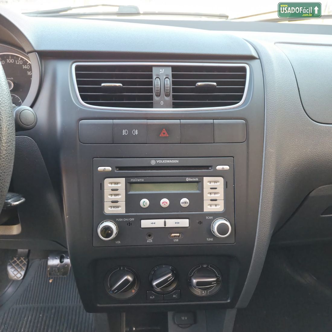 Volkswagen Fox Highline 1.6 4P Total Flex 2012/2012 — foto 9 de 13