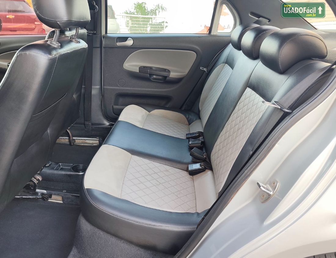 Volkswagen Voyage Evidence 1.6 Total Flex 2014/2015 — foto 10 de 13