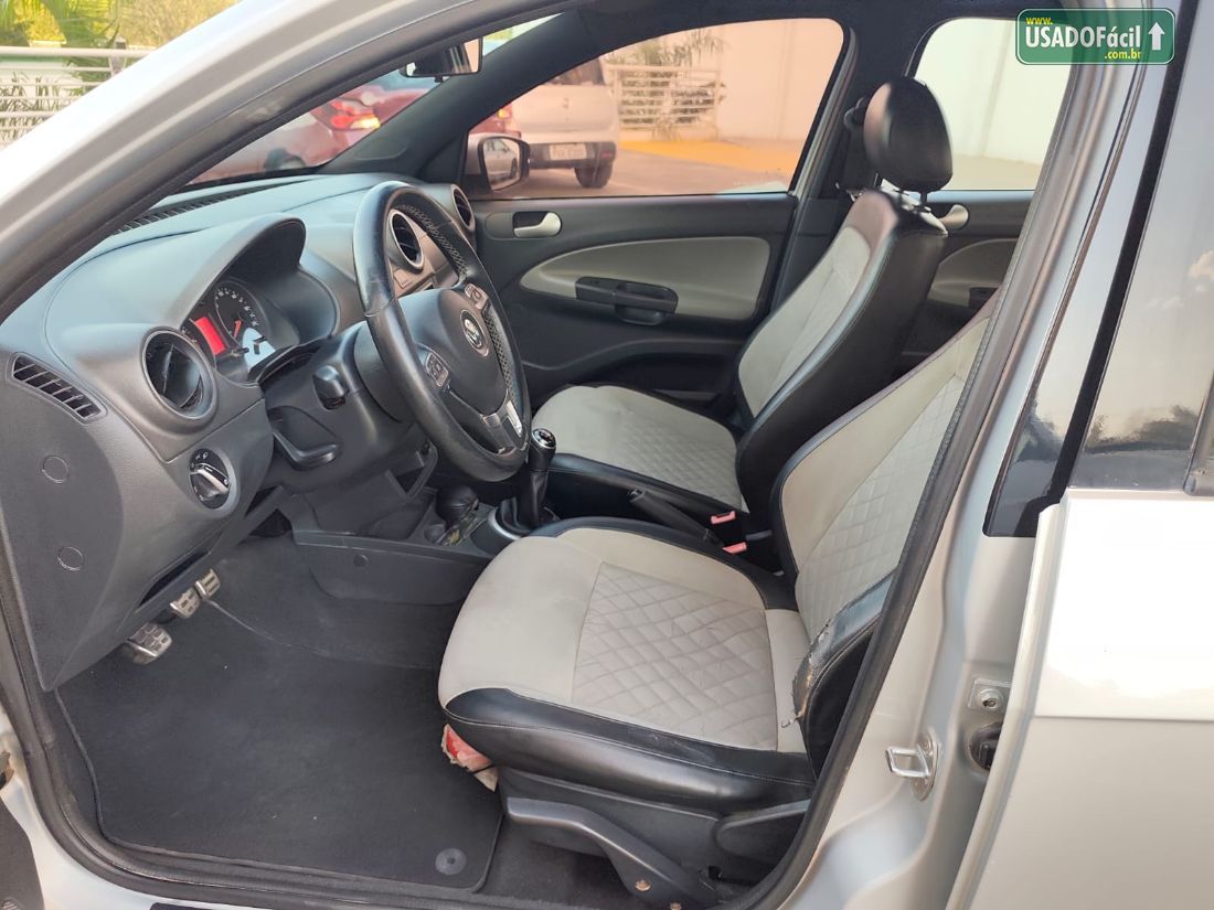 Volkswagen Voyage Evidence 1.6 Total Flex 2014/2015 — foto 13 de 13