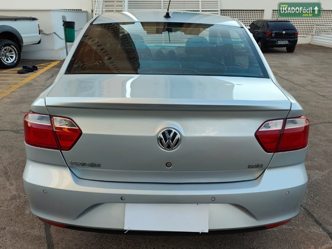 Volkswagen Voyage Evidence 1.6 Total Flex 2014/2015 — foto 4 de 13