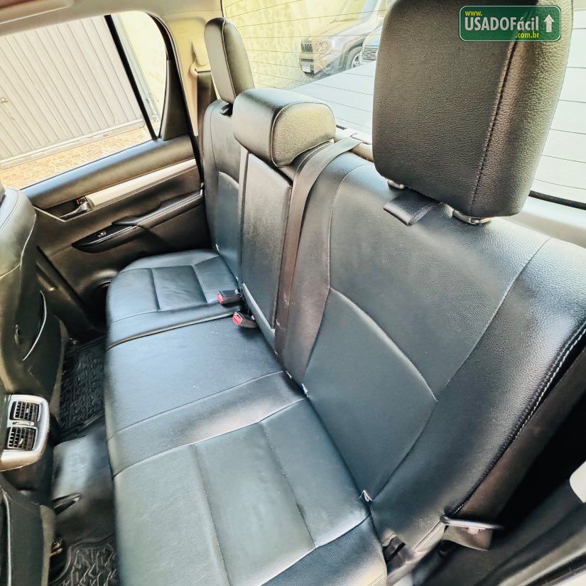 Toyota Hilux SRV CD 2.7 4x4 Automático Flex 2021/2021 — foto 23 de 31