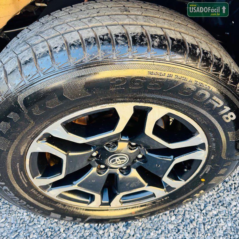 Toyota Hilux SRV CD 2.7 4x4 Automático Flex 2021/2021 — foto 27 de 31