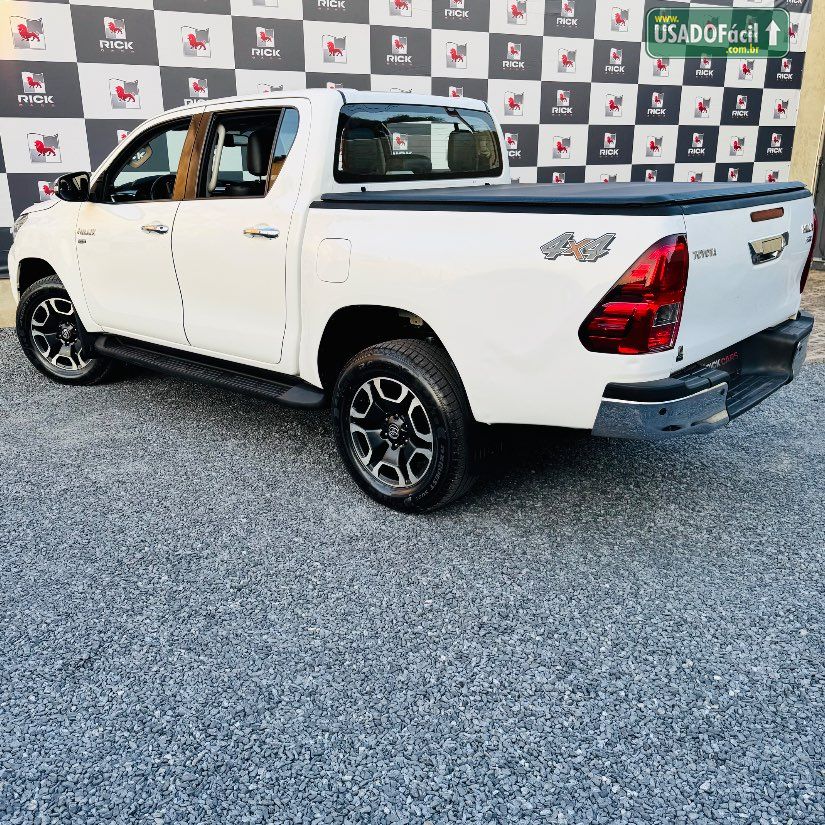 Toyota Hilux SRV CD 2.7 4x4 Automático Flex 2021/2021 — foto 5 de 31