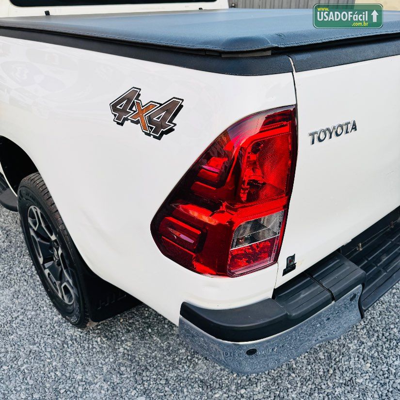 Toyota Hilux SRV CD 2.7 4x4 Automático Flex 2021/2021 — foto 7 de 31