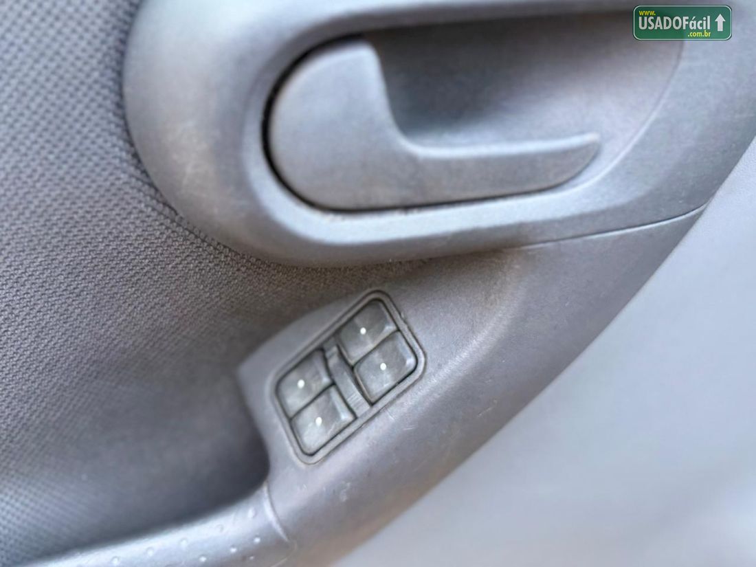 CHEVROLET/GM Corsa Sedan 1.0 MPFI 2003/2003 — foto 7 de 13