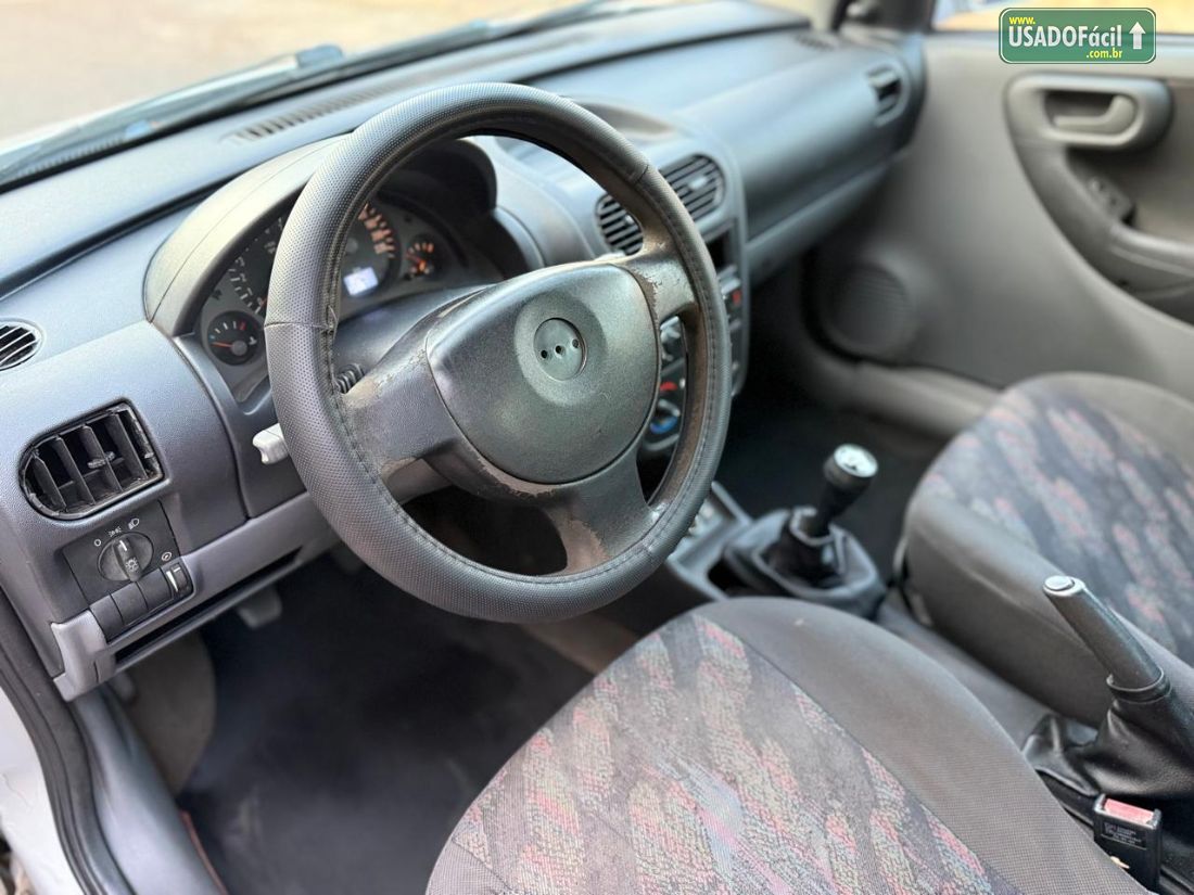 CHEVROLET/GM Corsa Sedan 1.0 MPFI 2003/2003 — foto 8 de 13
