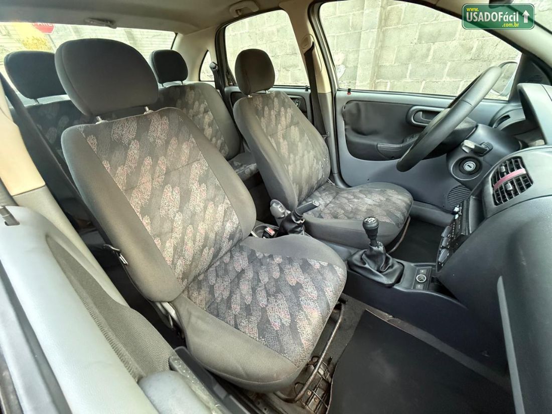 CHEVROLET/GM Corsa Sedan 1.0 MPFI 2003/2003 — foto 9 de 13