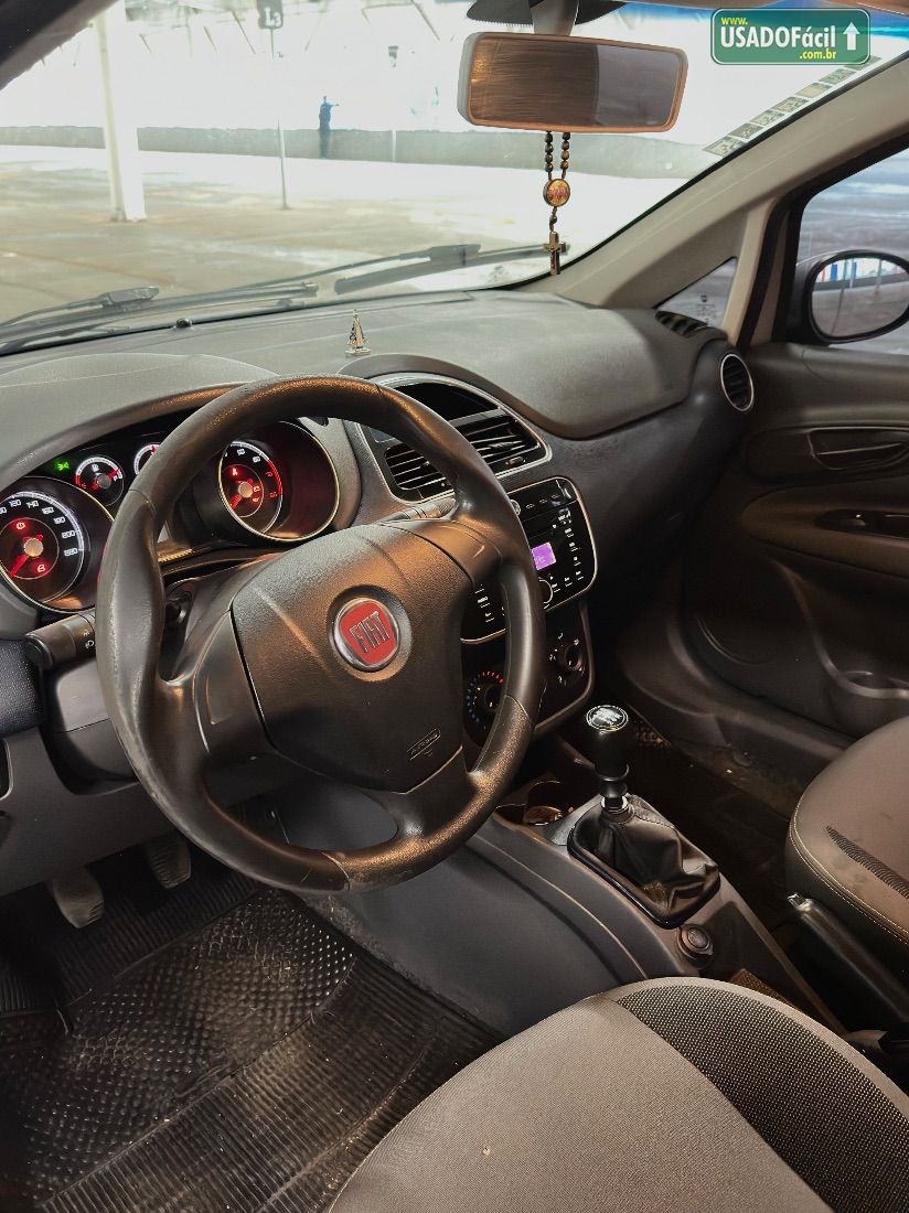 Fiat Punto Attractive 1.4 Fire Flex 5P 2013/2013 — foto 11 de 11