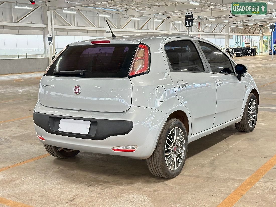 Fiat Punto Attractive 1.4 Fire Flex 5P 2013/2013 — foto 6 de 11