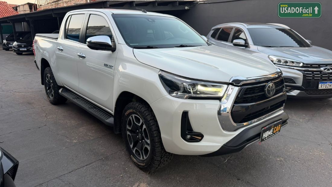 Toyota Hilux SRX CD 2.8 4x4 TDI Automático Diesel 2021/2022 — foto 3 de 12