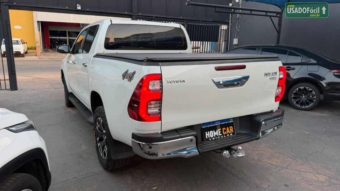 Toyota Hilux SRX CD 2.8 4x4 TDI Automático Diesel 2021/2022 — foto 4 de 12