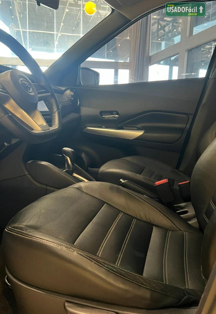 Nissan Kicks SV 1.6 Automático FlexStar 2017/2018 — foto 10 de 13