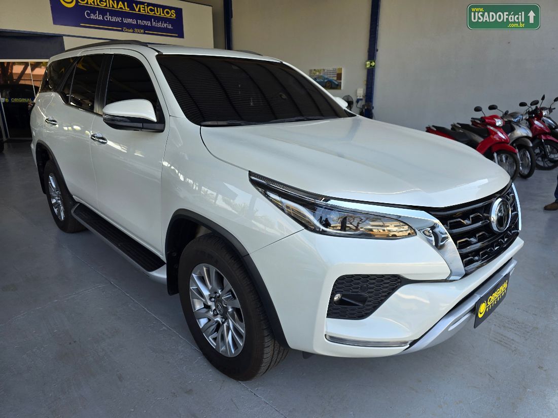 Toyota Hilux SRX CD 2.8 4x4 TDI Automático Diesel 2021/2021 — foto 2 de 11