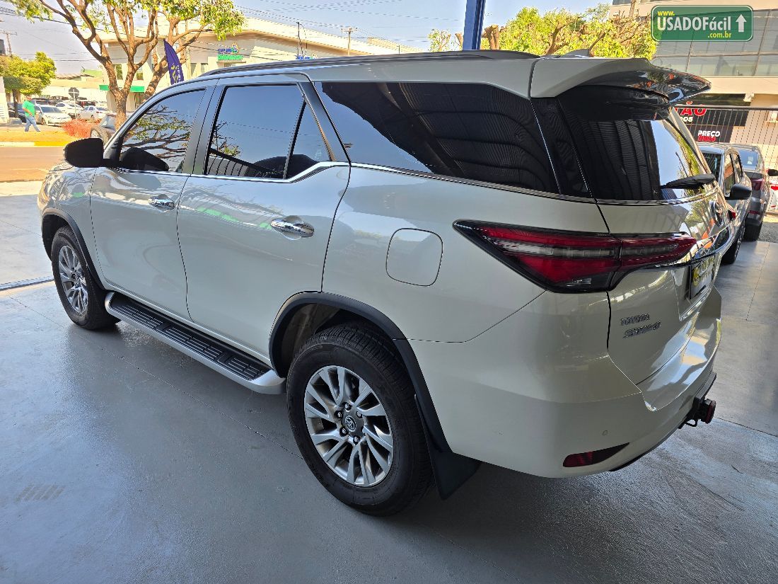 Toyota Hilux SRX CD 2.8 4x4 TDI Automático Diesel 2021/2021 — foto 6 de 11
