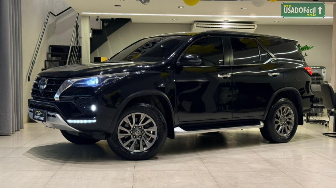 Toyota Hilux SW4 SRX 2.8 4x4 TDI Automático Diesel 2022/2022 — foto 3 de 14