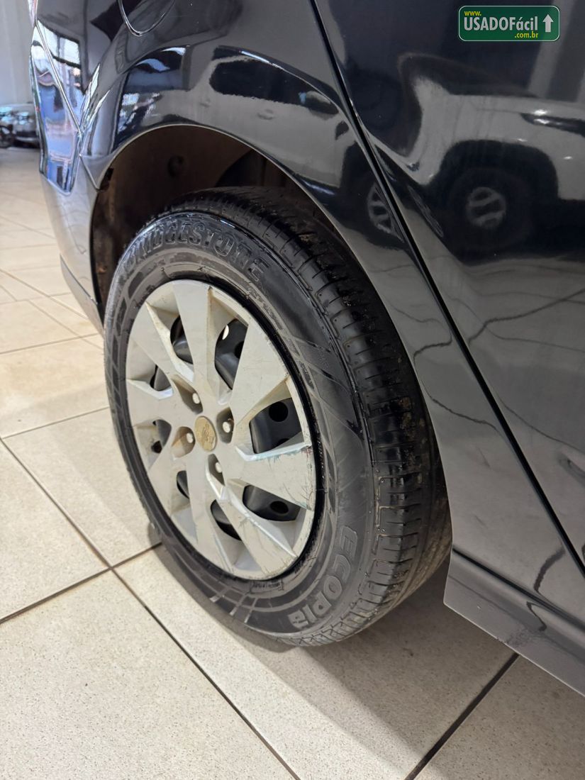 CHEVROLET/GM Prisma Sedan LT 1.4 FlexPower 2013/2014 — foto 11 de 13