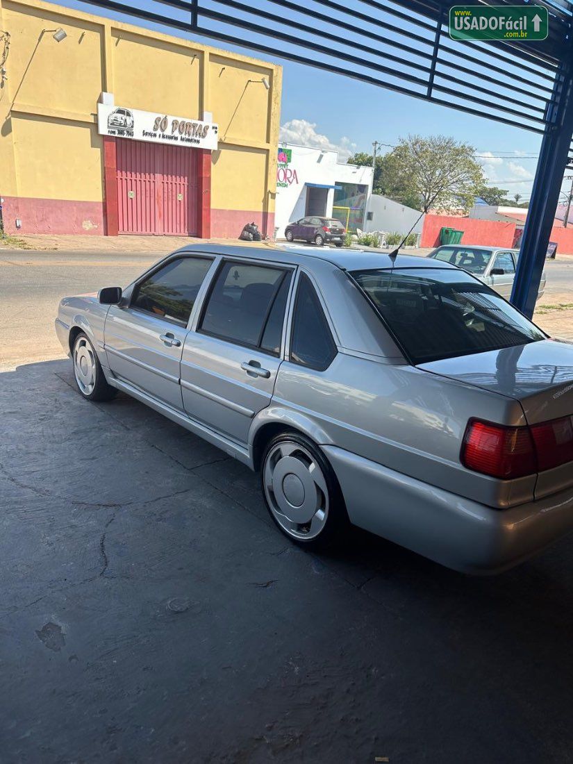Volkswagen Santana 1.8 Mi 2000/2000 — foto 2 de 6