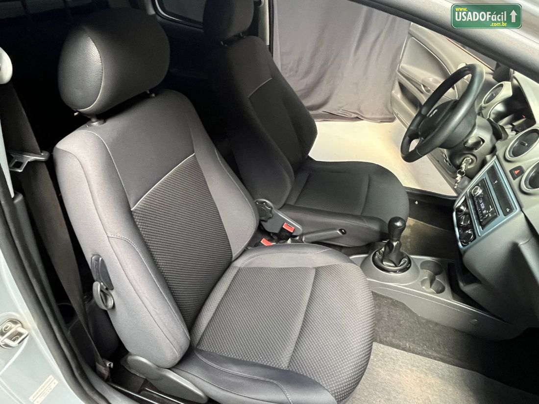 Volkswagen Saveiro Robust CD 1.6 Total Flex 2019/2019 — foto 15 de 16