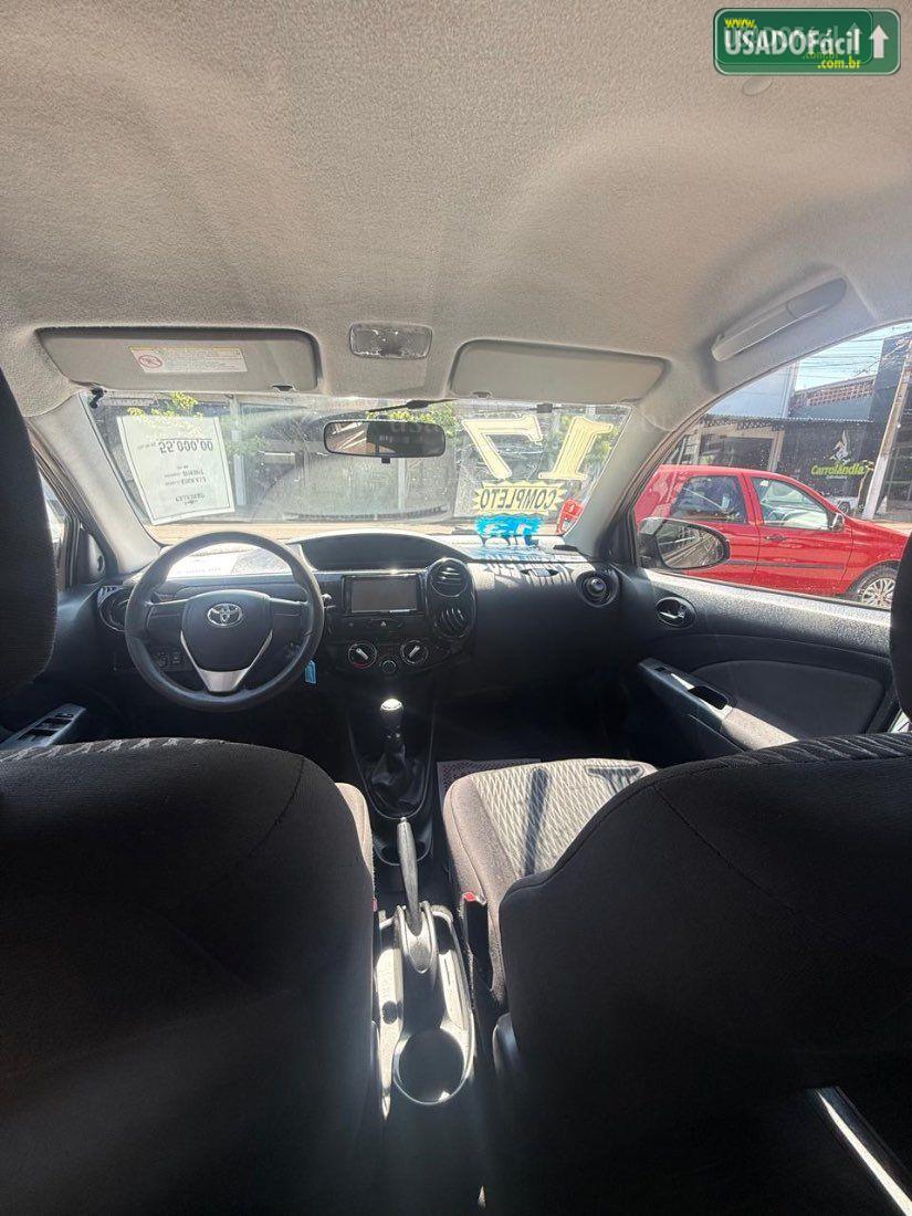TOYOTA Etios Hatch X 1.3 Mecânico Flex 2016/2017 — foto 4 de 5