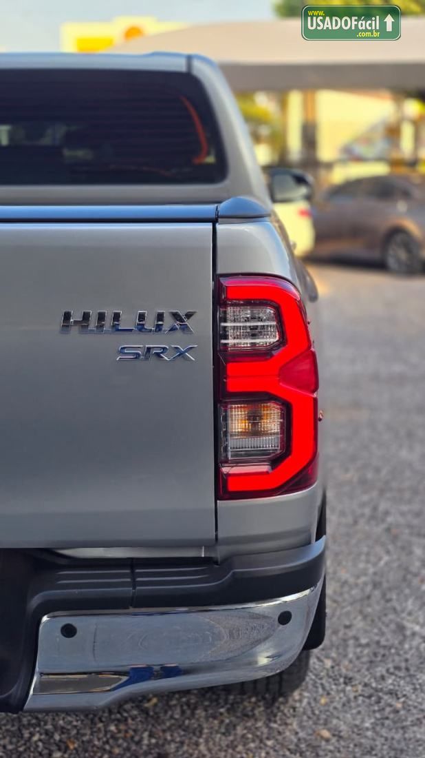 Toyota Hilux SRX Limited CD 2.8 4x4 TDI Automático Diesel 2022/2023 — foto 7 de 17