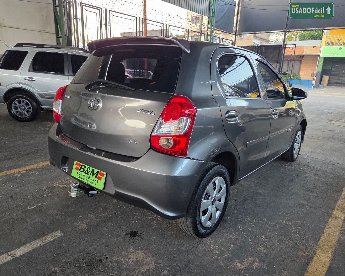 TOYOTA ETIOS HATCH X 1.3 MECÂNICO FLEX 2017/2018 — foto 6 de 14
