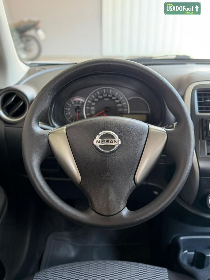 Nissan March S 1.0 5P Flex 2016/2017 — foto 10 de 16