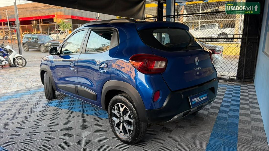 Renault Kwid Outsider 1.0 Mecânico Flex 2022/2023 — foto 6 de 11