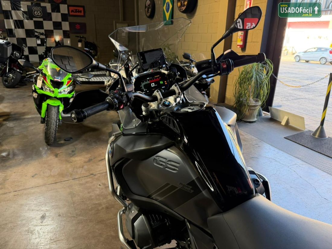 BMW R 1250 GS Adventure Premium Triple Black 2022/2022 — foto 5 de 11