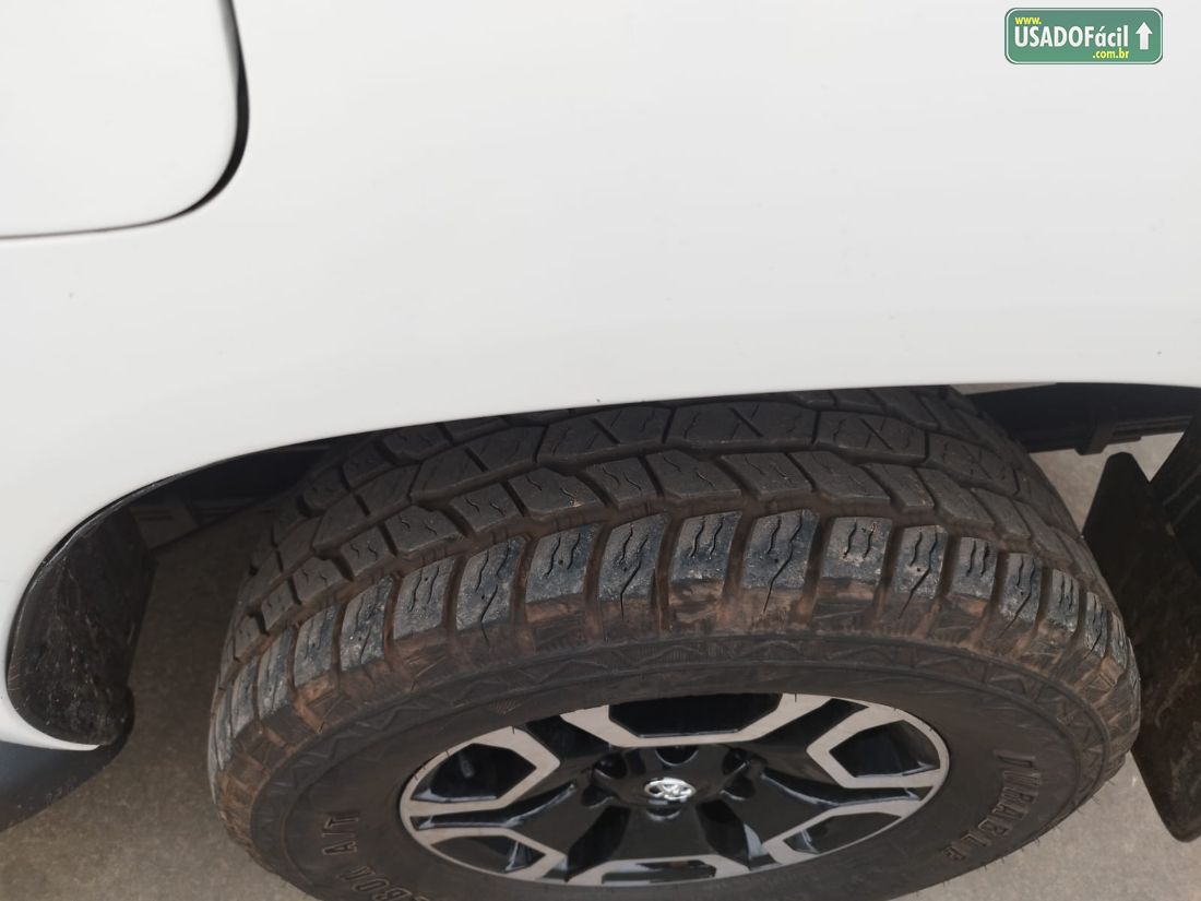 Toyota Hilux CD 2.8 4x4 Mecânico Diesel 2023/2023 — foto 6 de 12
