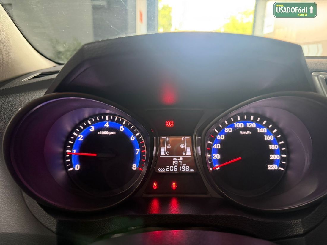 Hyundai HB20 Hatch Comfort 1.0 Flex 2014/2015 — foto 10 de 11