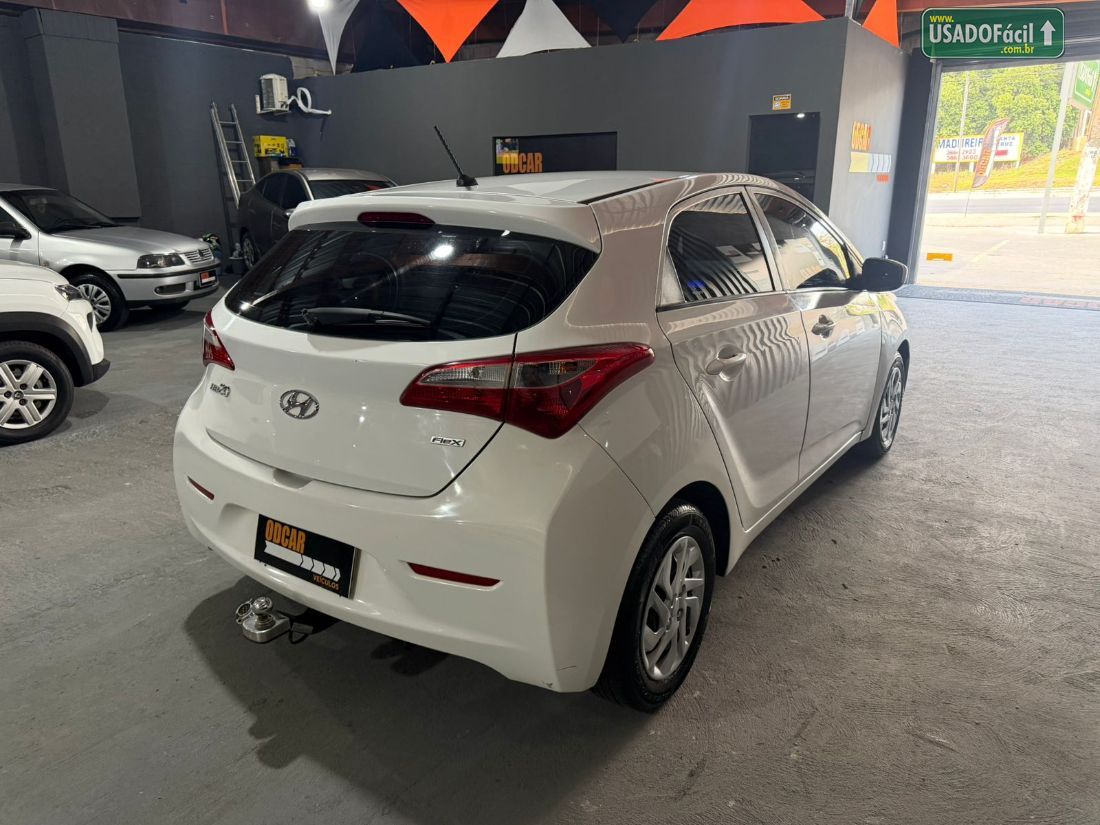 Hyundai HB20 Hatch Comfort 1.0 Flex 2014/2015 — foto 6 de 11