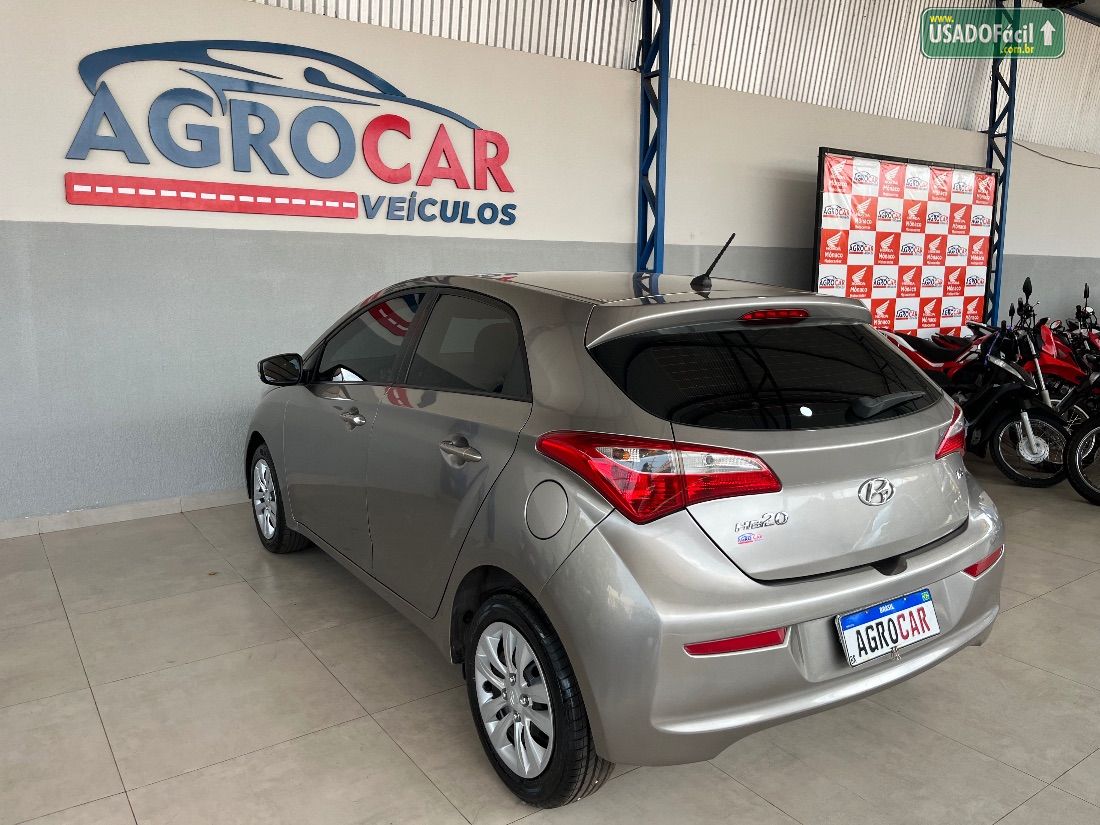 Hyundai HB20 Hatch Comfort 1.6 Mecânico Flex 2017/2018 — foto 5 de 12