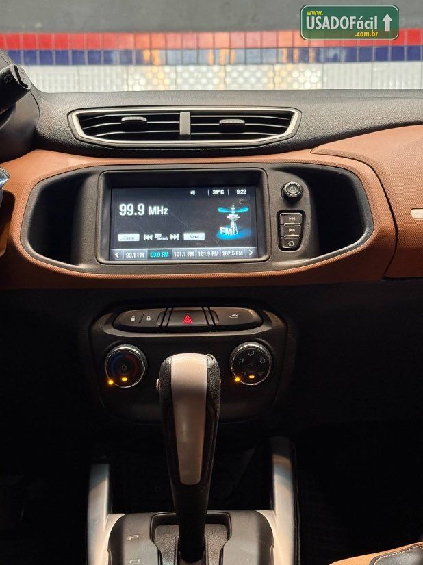 CHEVROLET/GM Onix Hatch Activ 1.4 Mecânico Flex 2016/2017 — foto 9 de 13