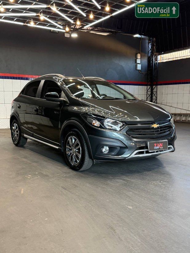 CHEVROLET/GM Onix Hatch Activ 1.4 Mecânico Flex 2016/2017 — foto 3 de 13