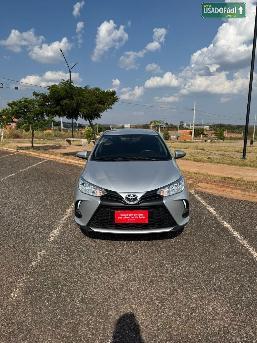 Toyota Yaris Sedan XL 1.5 Automático Flex 2023/2024 — foto 2 de 11