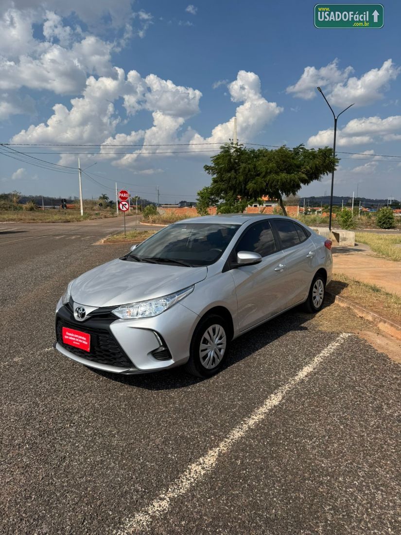 Toyota Yaris Sedan XL 1.5 Automático Flex 2023/2024 — foto 3 de 11