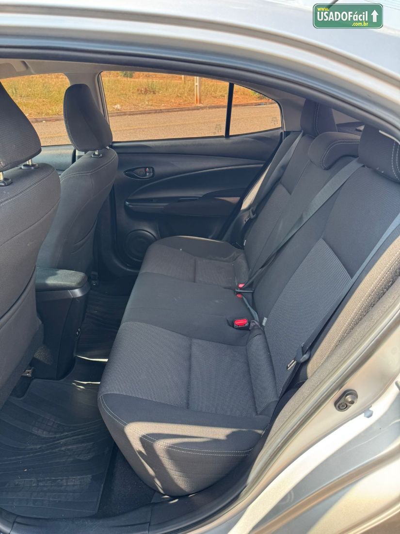Toyota Yaris Sedan XL 1.5 Automático Flex 2023/2024 — foto 9 de 11
