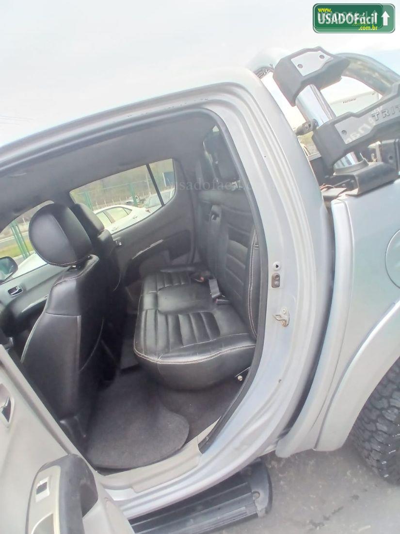 MITSUBISHI L200 Triton HPE CD 3.2 Turbo Automático Diesel 2014/2014 — foto 19 de 23