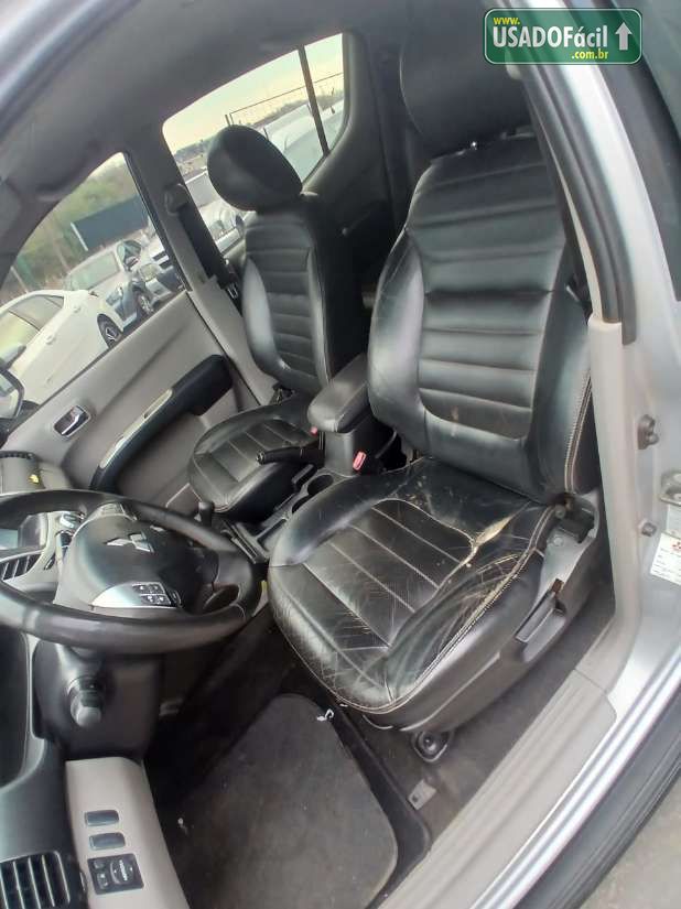 MITSUBISHI L200 Triton HPE CD 3.2 Turbo Automático Diesel 2014/2014 — foto 12 de 23