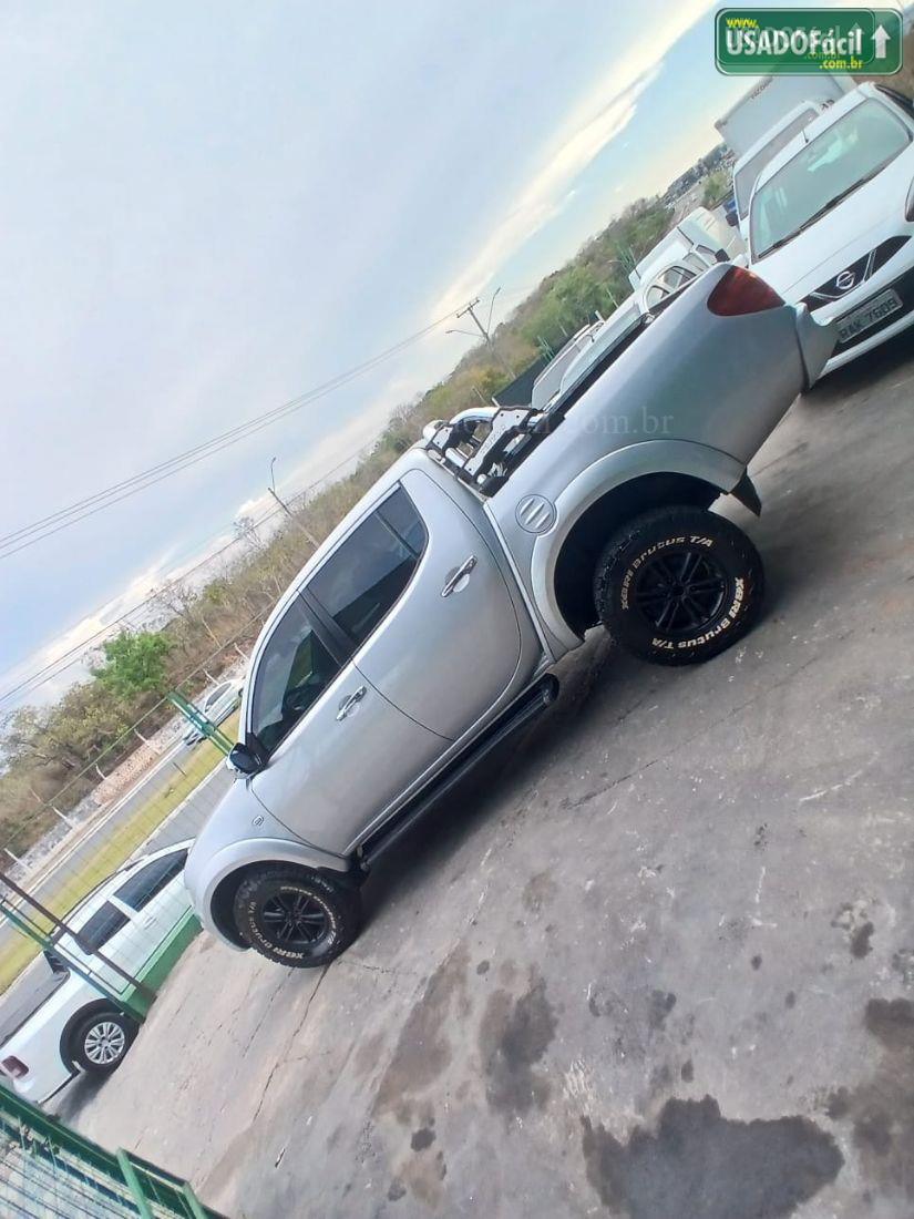 MITSUBISHI L200 Triton HPE CD 3.2 Turbo Automático Diesel 2014/2014 — foto 7 de 23