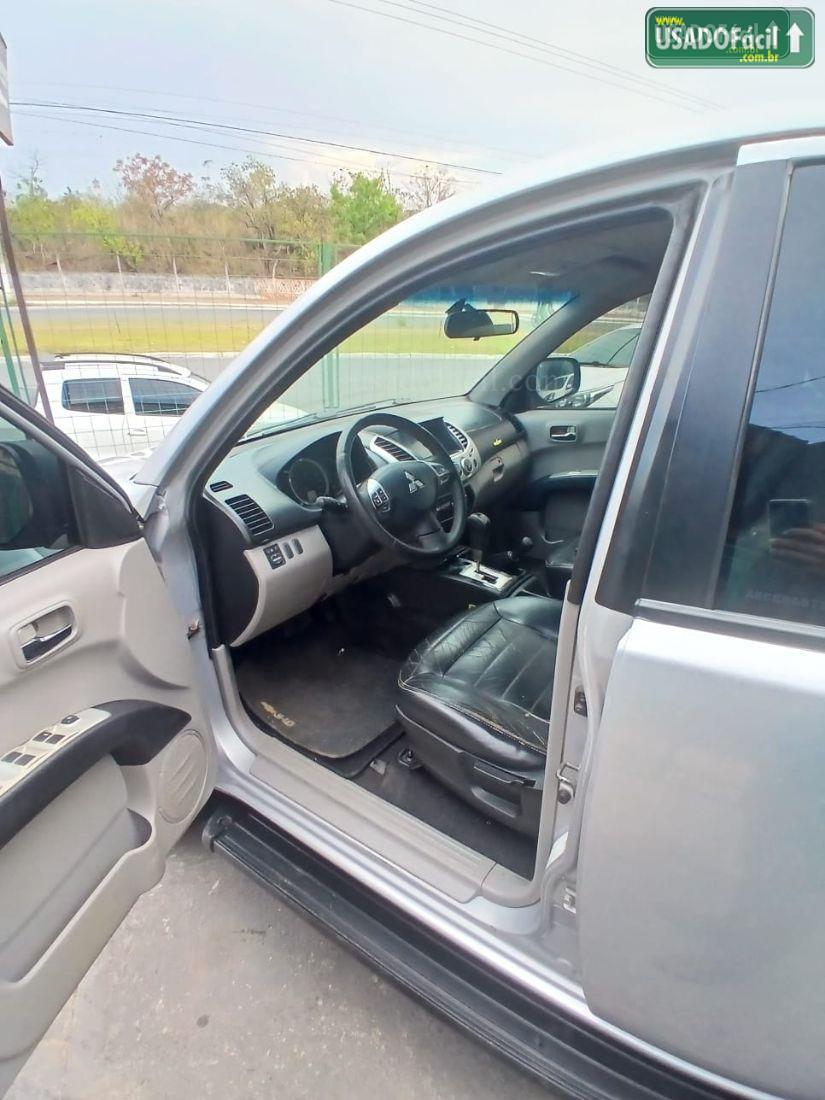 MITSUBISHI L200 Triton HPE CD 3.2 Turbo Automático Diesel 2014/2014 — foto 8 de 23