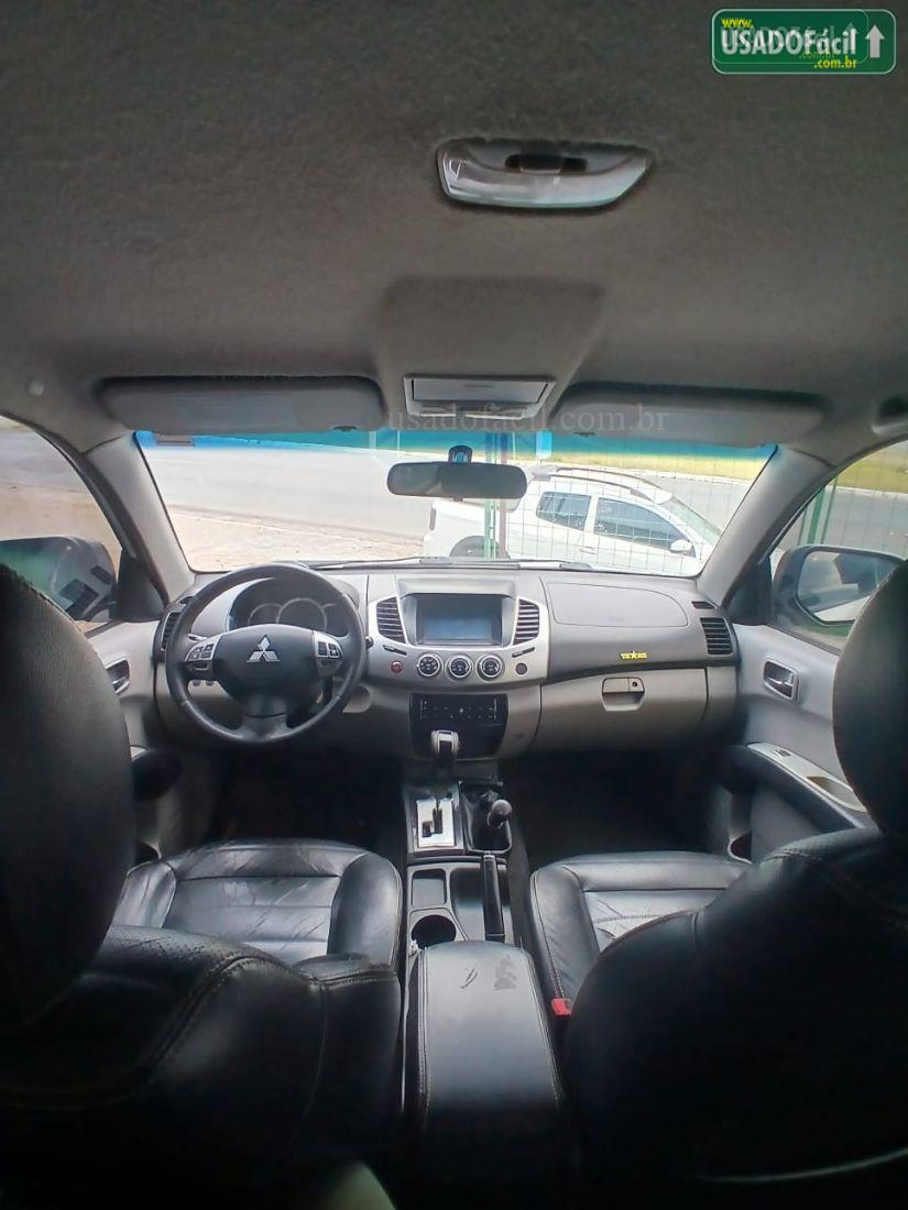 MITSUBISHI L200 Triton HPE CD 3.2 Turbo Automático Diesel 2014/2014 — foto 9 de 23