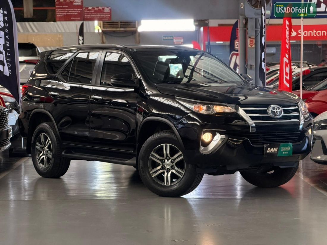 Toyota Hilux SW4 SRV 4x2 2.7 Automático Flex 2019/2019 — foto 3 de 21