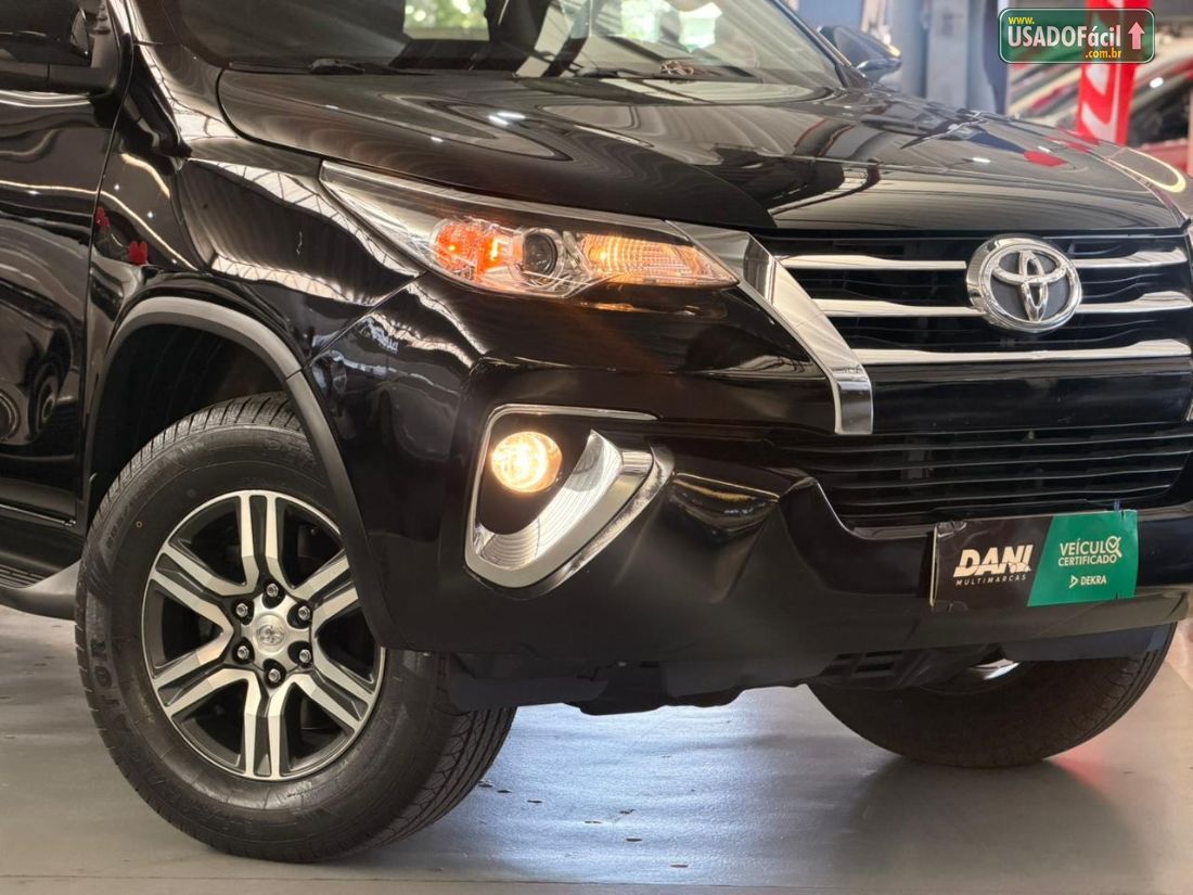 Toyota Hilux SW4 SRV 4x2 2.7 Automático Flex 2019/2019 — foto 4 de 21