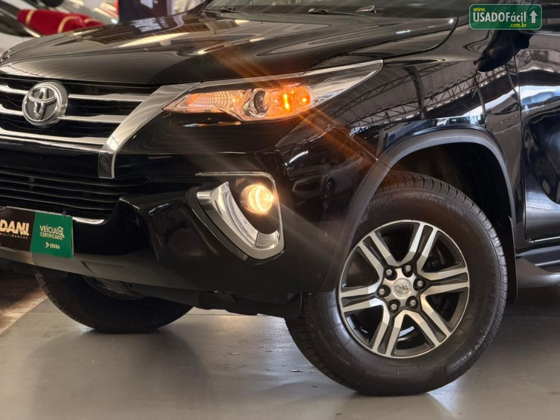 Toyota Hilux SW4 SRV 4x2 2.7 Automático Flex 2019/2019 — foto 5 de 21