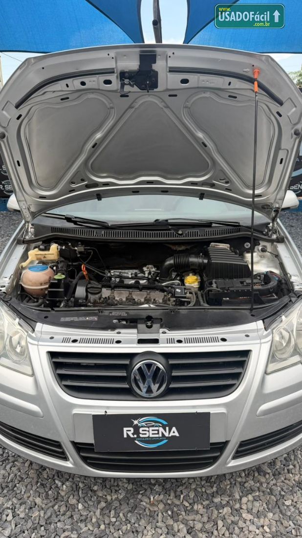 Volkswagen Polo Sedan 1.6 Mi Total Flex 2010/2011 — foto 10 de 15