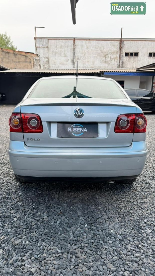 Volkswagen Polo Sedan 1.6 Mi Total Flex 2010/2011 — foto 6 de 15