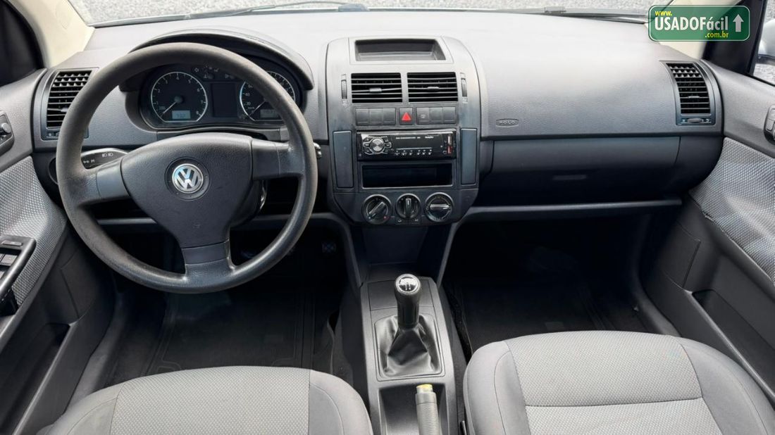 Volkswagen Polo Sedan 1.6 Mi Total Flex 2010/2011 — foto 7 de 15