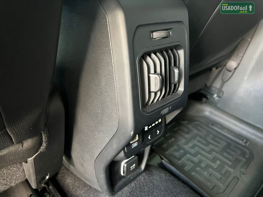 Jeep Commander Limited T270 1.3 Turbo Automático Flex 2021/2022 — foto 12 de 13